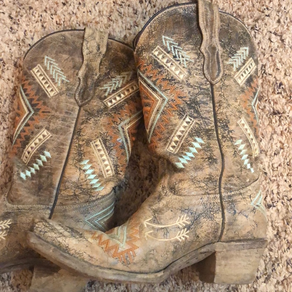 Girls corral boots size 3.5 gently used